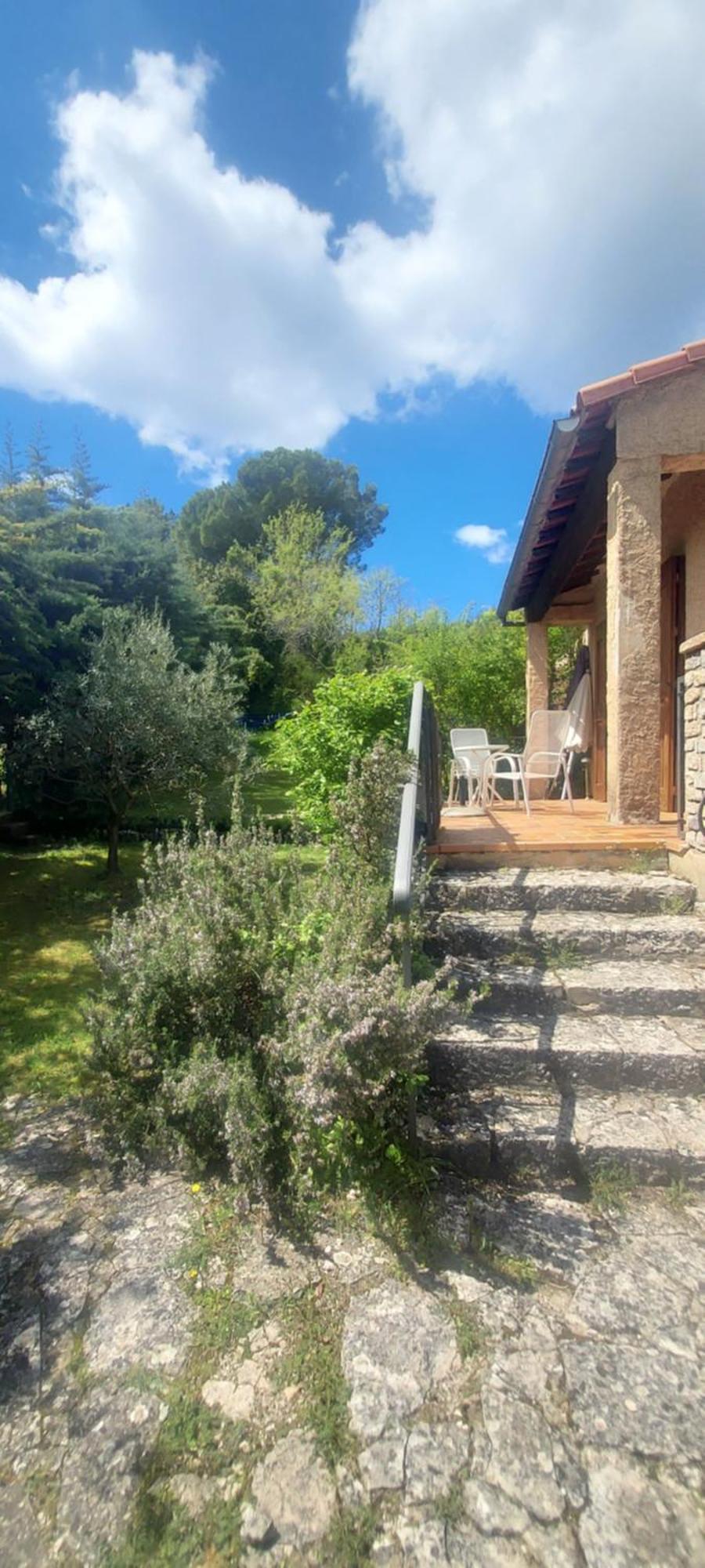 Villa Maison De Campagne 04 Vacheres Luberon 3 Chambres 8 Personnes Exterior foto